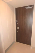 クロスレジデンス蒲田Ⅱの玄関