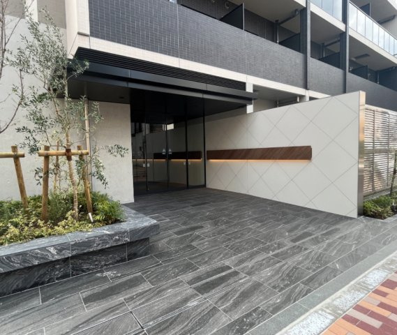 台東区浅草３丁目の賃貸マンションのエントランス