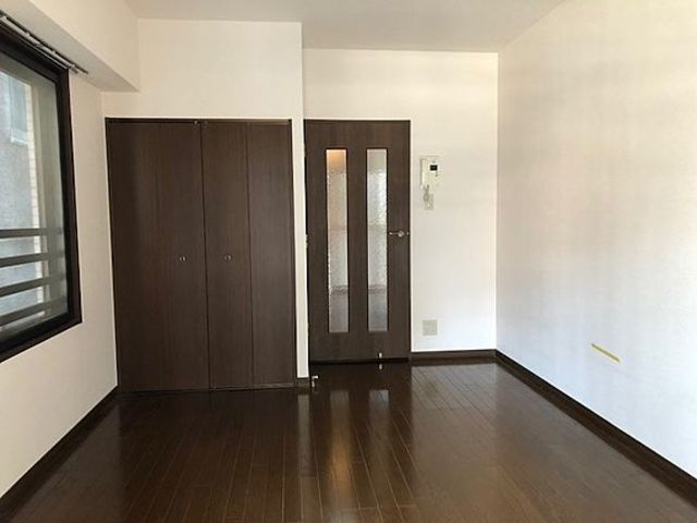 中央区新川１丁目の賃貸マンションの居間・リビング