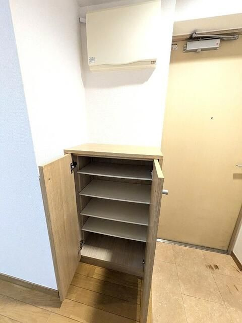 ヴェローナ目黒の玄関