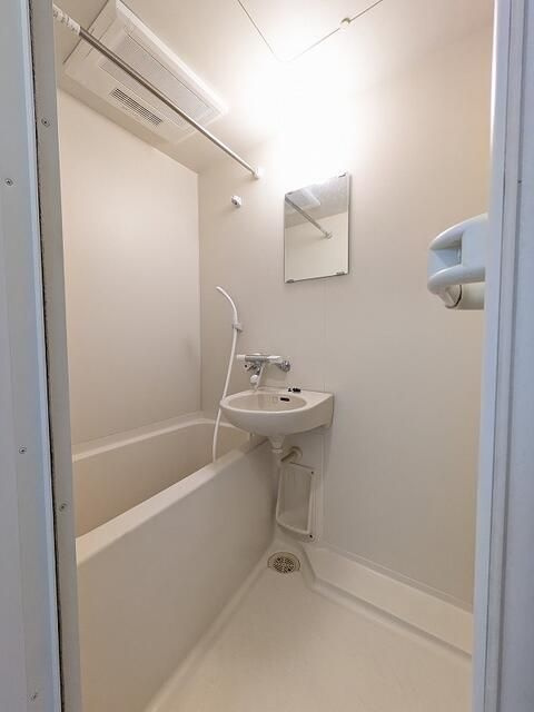 ヴェローナ目黒の浴室