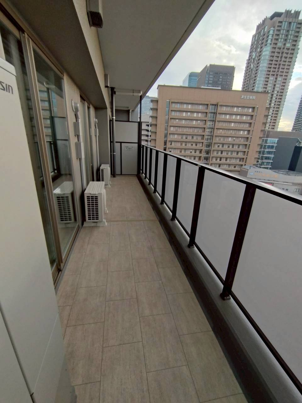 ザ・パークハウス大阪梅田タワーのバルコニー