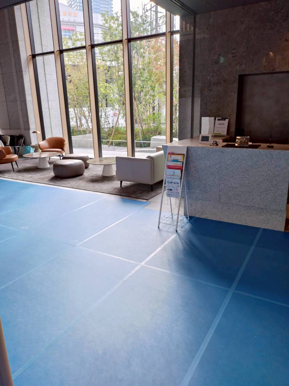 ザ・パークハウス大阪梅田タワーのロビー