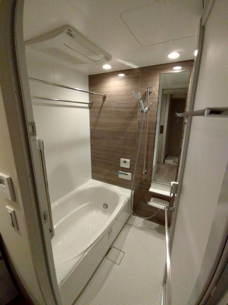 ザ・パークハウス大阪梅田タワーの浴室