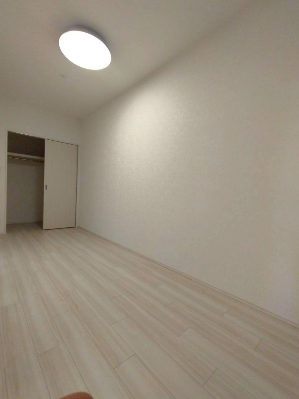 プレジオ梅田の洋室