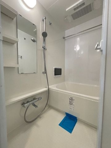 CREALpremier大島の浴室