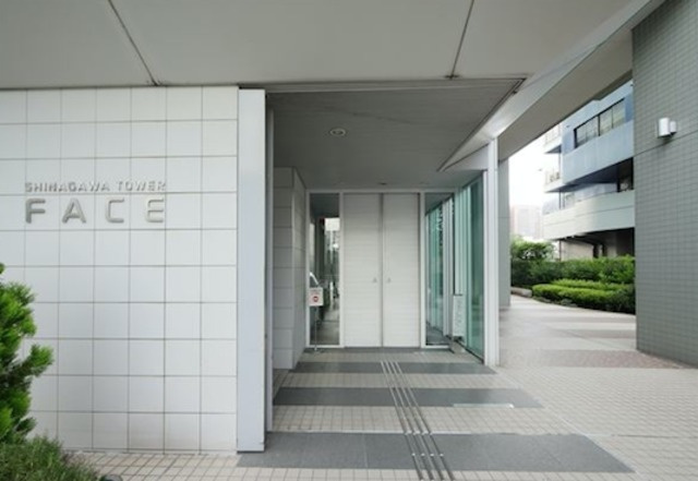 品川タワーフェイスのエントランス