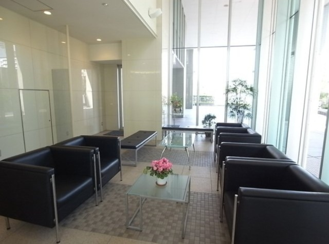 品川タワーフェイスのロビー