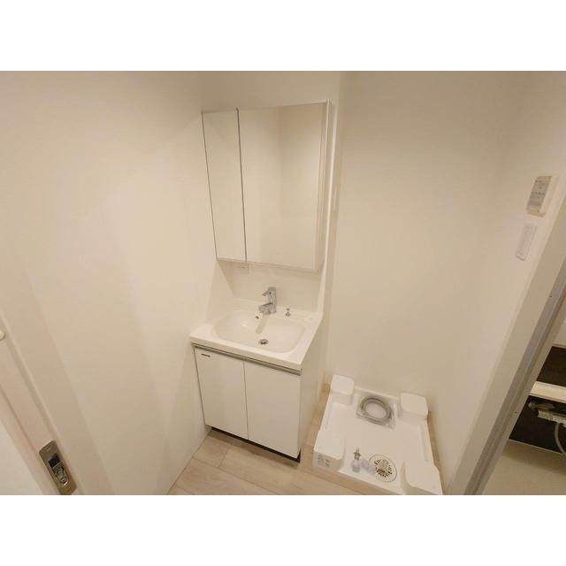 ＣＡＳＡ　ＳＡＬＵＴＥ　ＴＯＹＯＣＨＯの独立洗面台