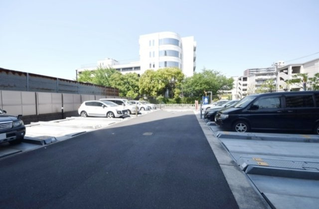 エコロジー東陽町プロセンチュリーの駐車場