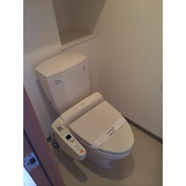 コンフォリア三宿のトイレ