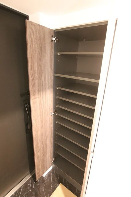 レアルタの玄関