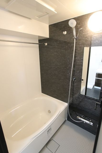 レアルタの浴室