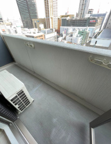 プレサンス大阪福島シエルのバルコニー