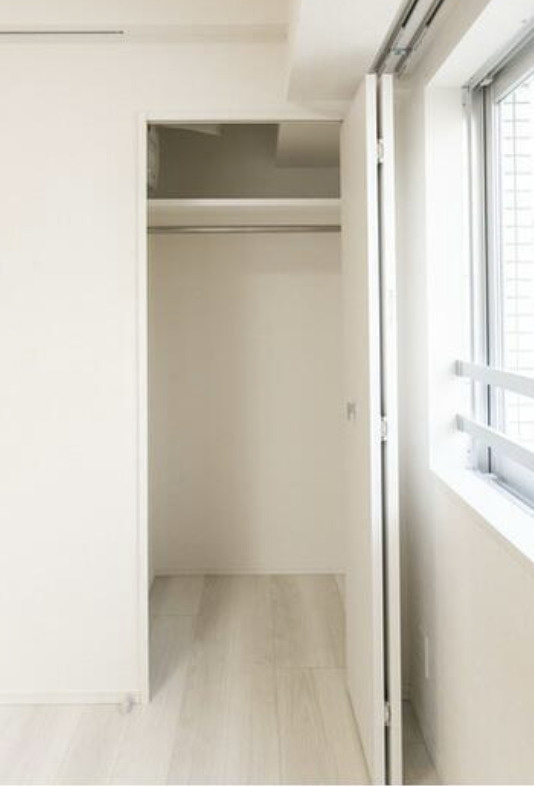 港区芝５丁目の賃貸マンションの収納