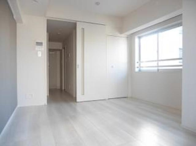 港区芝５丁目の賃貸マンションの居間・リビング