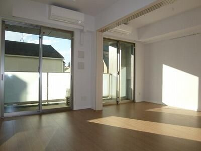 グランハイツ白金の居間・リビング