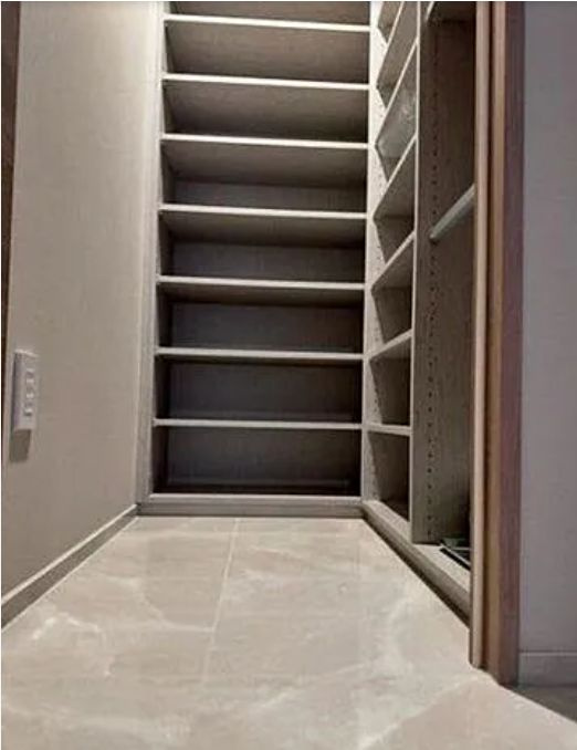 白金ザ・スカイ東棟の収納