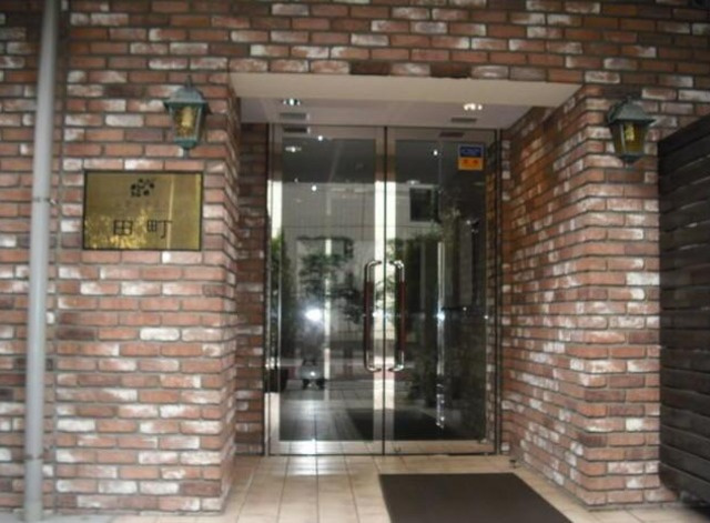 港区芝浦３丁目の賃貸マンションのエントランス