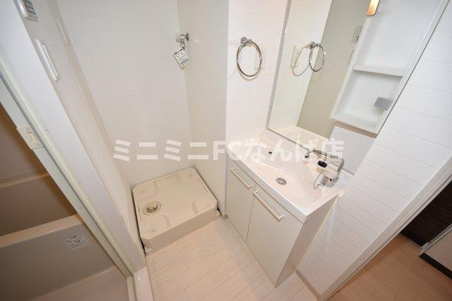 フォーチュン心斎橋イーストの独立洗面台