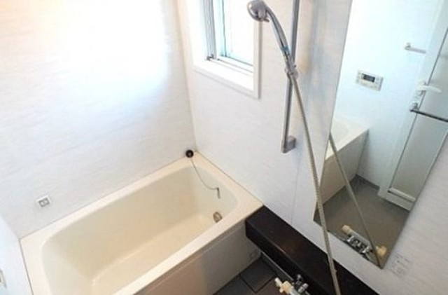 千代田区神田錦町１丁目の賃貸マンションの浴室