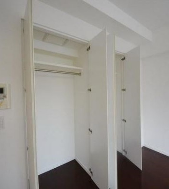 千代田区神田錦町１丁目の賃貸マンションの収納