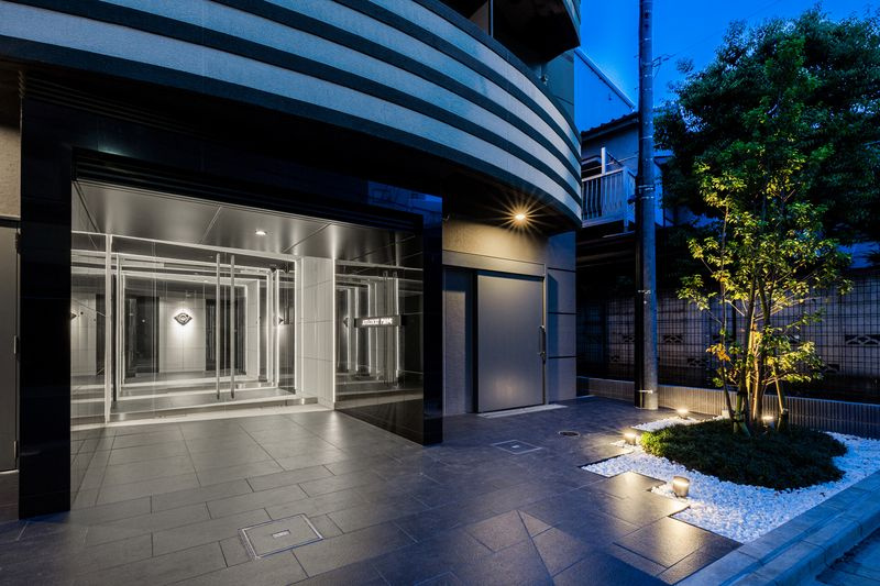 アジールコート門前仲町のエントランス