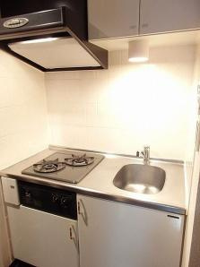渋谷区富ヶ谷１丁目の賃貸マンションのキッチン