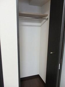 渋谷区富ヶ谷１丁目の賃貸マンションの収納