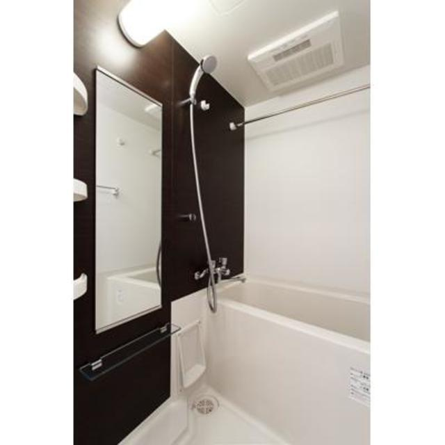 レビスタ白金高輪の浴室