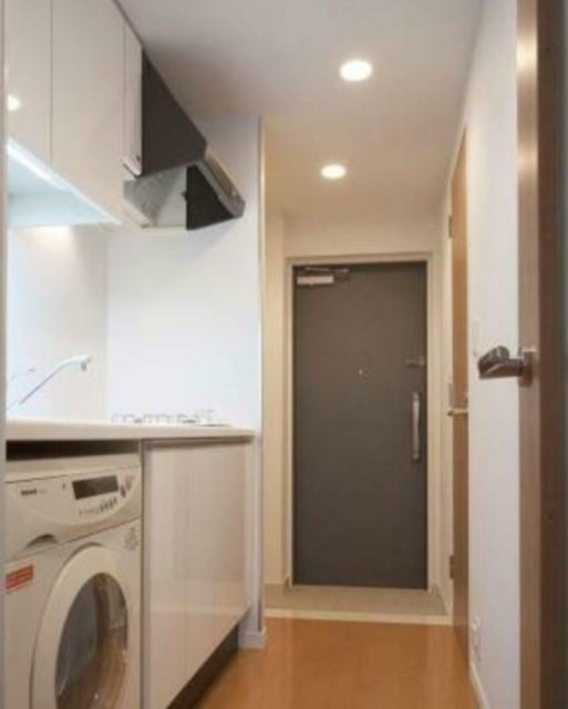 パークアクシス浜松町の玄関