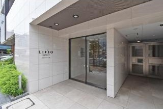 台東区下谷３丁目の賃貸マンションのエントランス