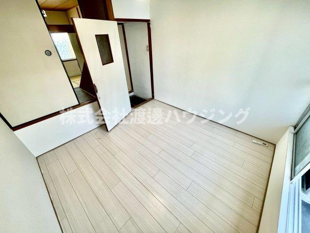 金田町3丁目貸家の寝室