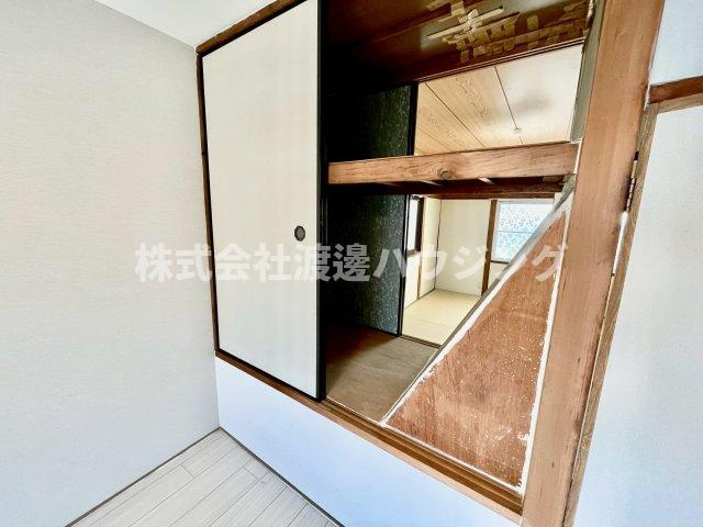 金田町3丁目貸家の収納