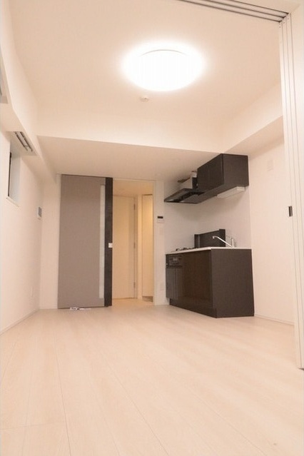 プライムアーバン目黒東山の居間・リビング