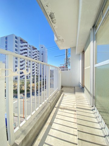 パロス沢良宜のバルコニー