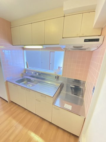 パロス沢良宜のキッチン