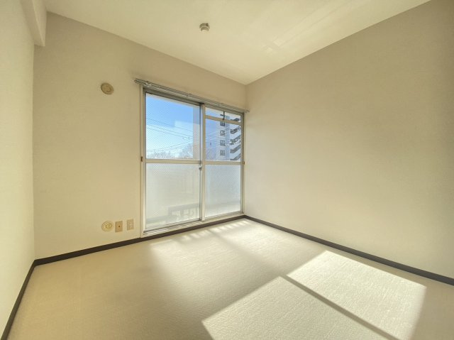 パロス沢良宜の洋室