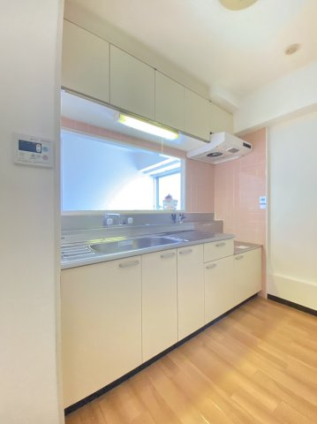 パロス沢良宜のキッチン