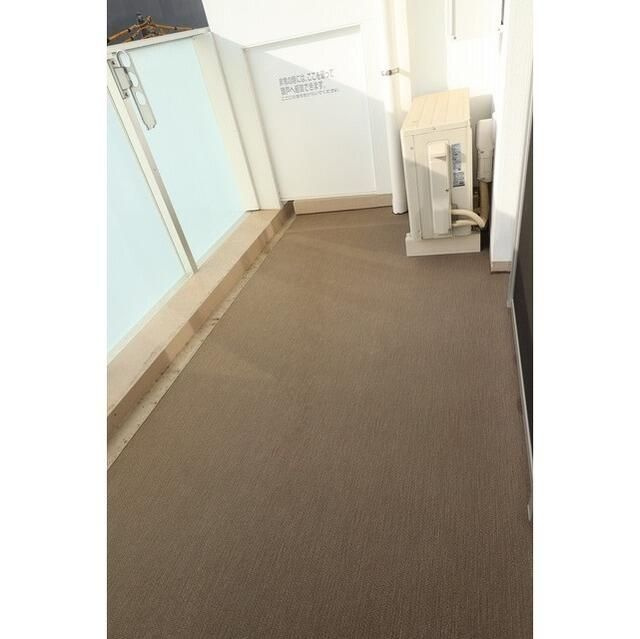 コンフォリア新中野のバルコニー