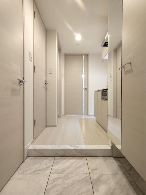 クレイシア両国ルクールの玄関