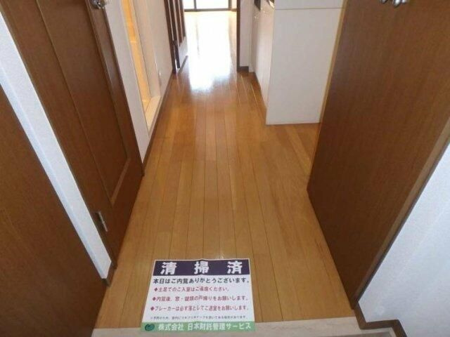 メインステージ白金高輪の玄関