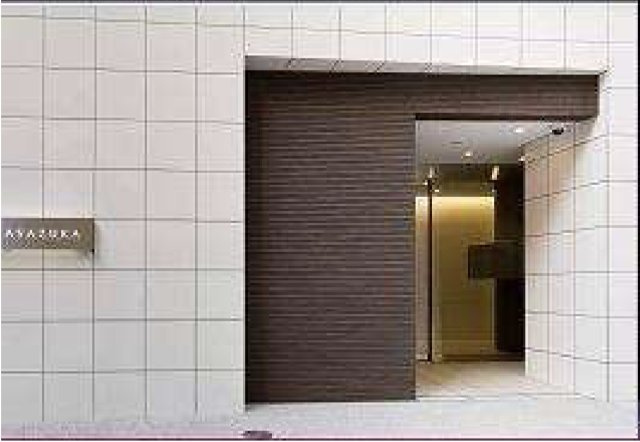 渋谷区笹塚２丁目の賃貸マンションのエントランス