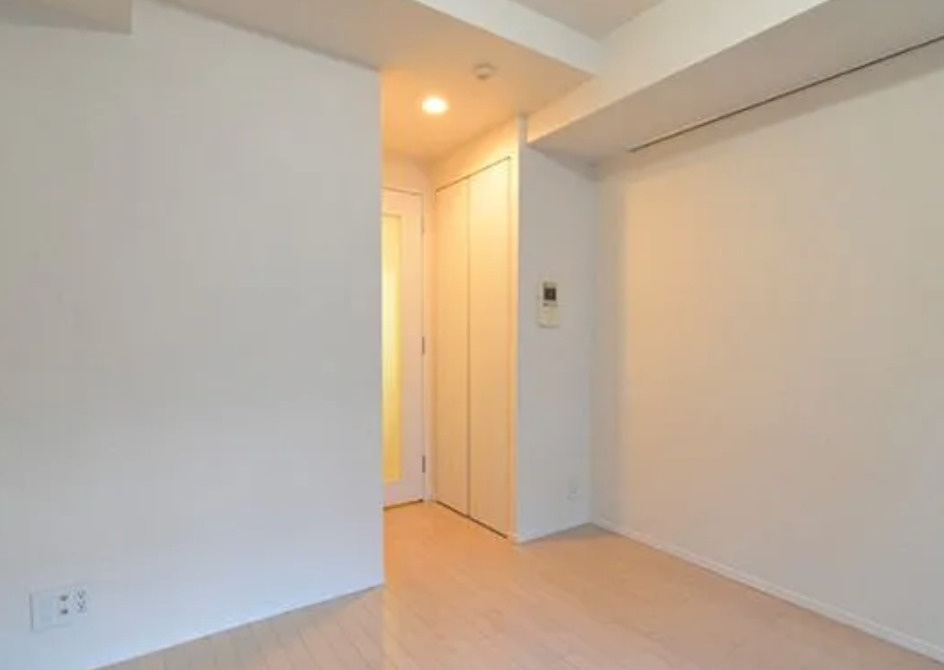 渋谷区笹塚２丁目の賃貸マンションの居間・リビング