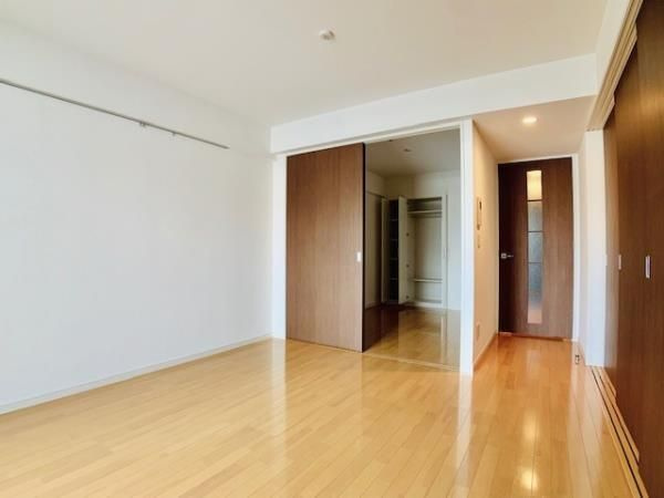 リマーブルヒラタの洋室