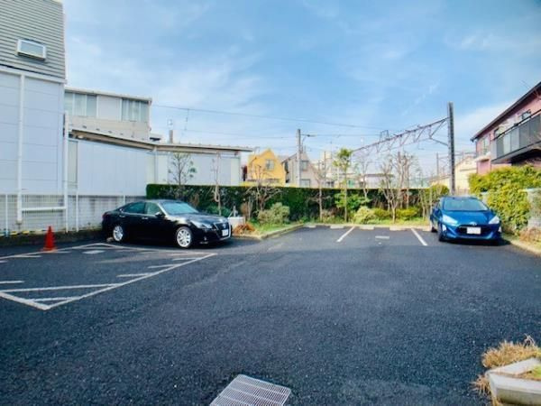 リマーブルヒラタの駐車場