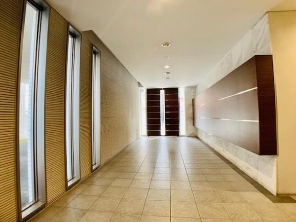 リマーブルヒラタのエントランス