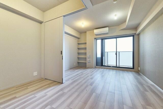 プラウドフラット大井町の居間・リビング