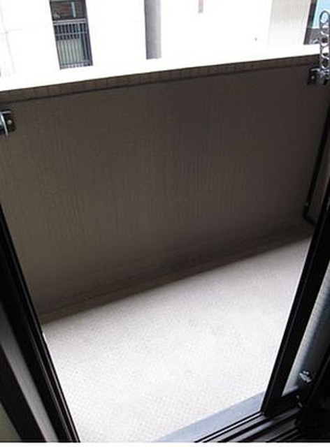 中央区日本橋兜町の賃貸マンションのバルコニー