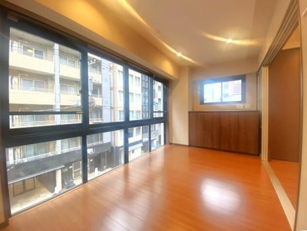 ＧＩＮＺＡ　ＨＯＵＳＥの居間・リビング